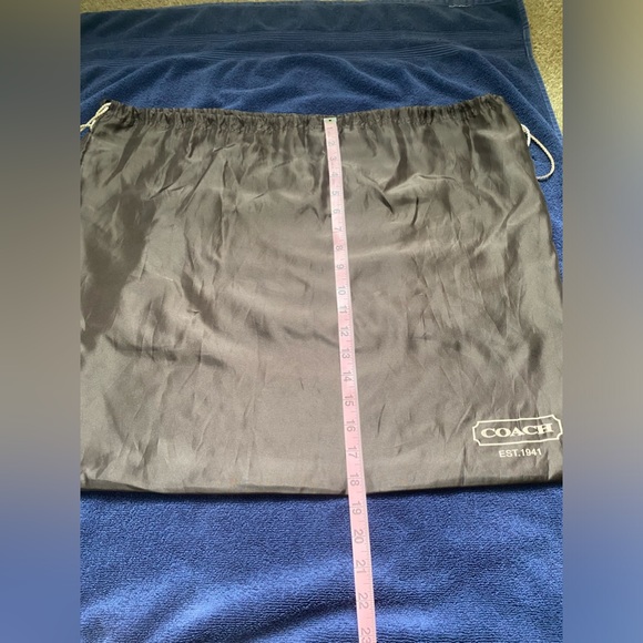 COACH.. Green bag/ purse with wallet and dust bag 3 for 1 - Picture 8 of 13